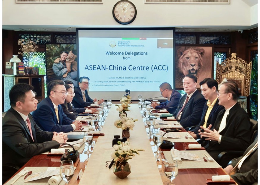 史忠俊秘书长会见泰国工商媒体人士