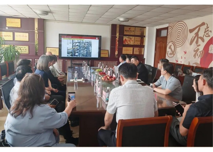 东盟-中国工商总会代表团考察我办帮包重点项目